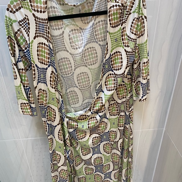 Pink Tartan geometric wrap dress - Picture 3 of 5